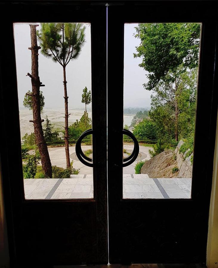 Rock City Resort Mingora Exterior foto