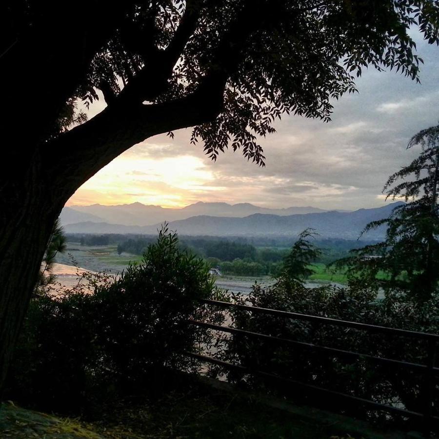 Rock City Resort Mingora Exterior foto